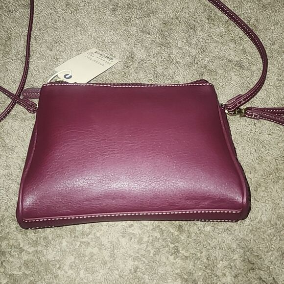 St. John Bay Vivian Convertible Crossbody Bag Dark Wine - Picture 2 of 6